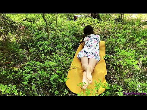 ❤️ Mgeni kwenye Tinder Anajichua Pussy Yangu na Kutombana kwa shauku msituni ❤  ❌️